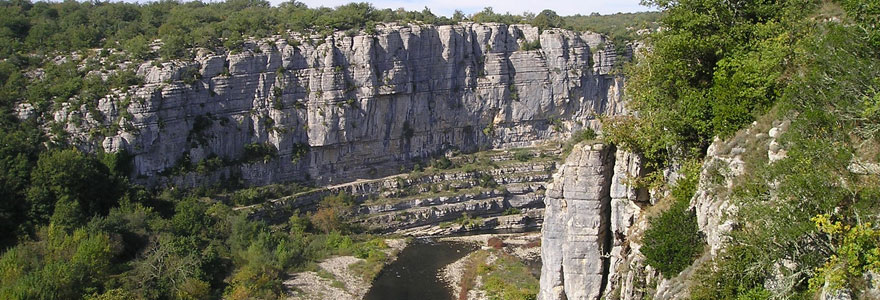 camping vallon pont d'arc